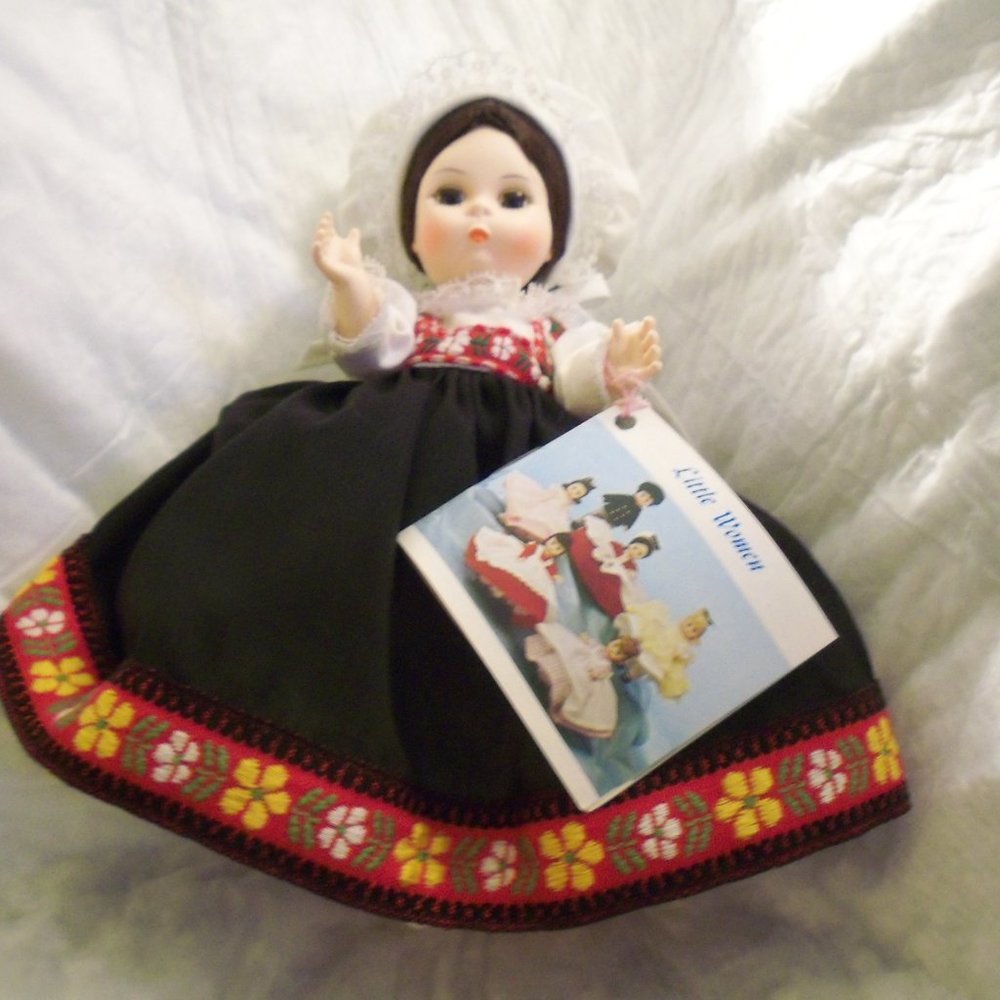 MADAME ALEXANDER MISS NORWAY DOLL